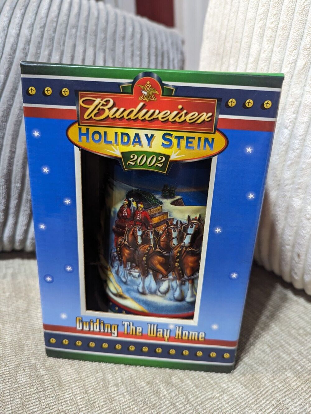 Vintage 2002 BUDWEISER HOLIDAY CERAMIC STEIN MUG Guiding The Way Home New In Box